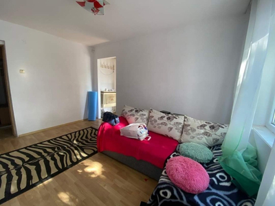 De vanzare apartament fix pe Smirodava