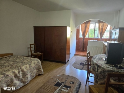 Apartament cu doua camere + birou, bloc tip vila, Sânpetru