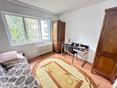 Apartament 2 camere decomandate 77mp strada porii