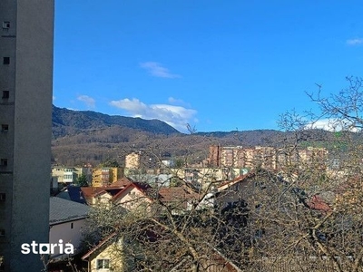 Garsonieră zona Astra