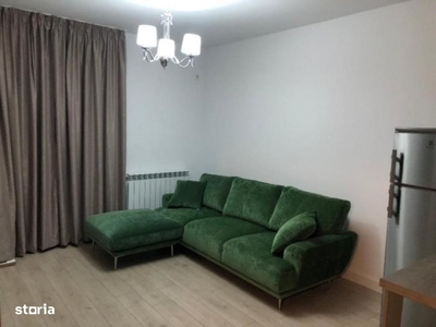 Apartament 4 camere Micro 39B, renovat deosebit, etaj 2