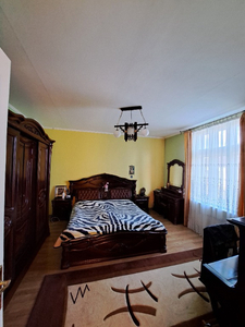 Proprietar-Apartament 4 camere deosebit /central