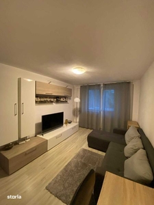 Vânzare apartament 3 camere , etaj 1 , Rovinari