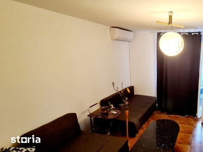 Apartament 2 camere, de vanzare, decomandat, etajul 1, loc de parcare