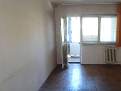 Vand apartament 2 camere in Deva