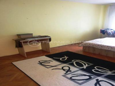 Apartament 3 camere, Alexandru cel Bun, 47mp