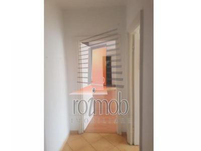 Apartament 3 camere renovat, bucatarie mobilata si utilata, Magheru de vanzare Magheru, Bucuresti