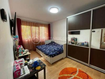 Apartament 4 camere, Tatarasi, 80mp