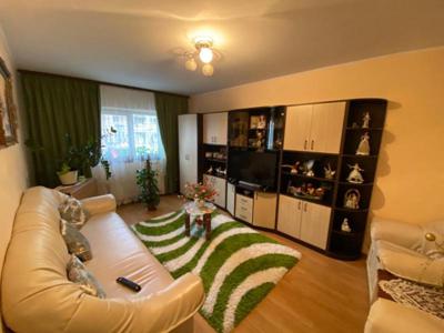 Apartament cu 3 camere - Canta