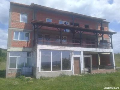 Duplex cu vedere la Dunăre de vânzare
