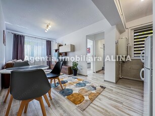 Ap. 2 camere in Deva, zona Dacia, 32 mp, semidecomandat, etaj 1...