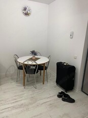 Apartament 2 camere tip stidio de închiriat