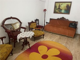 Apartament 3 camere , zona Scoala nr 10 (fosta Autogara ) , 74 mp , decomandat