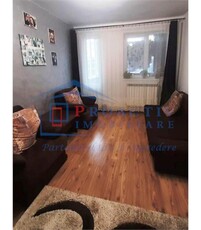 Apartament cu 2 camere, Centru, 2c7272