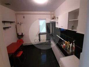 Apartament cu 2 camere în zona Girocului amenajat integral centrala proprie