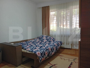 Apartament cu 2 camere la parter