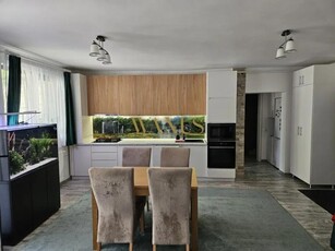 Apartament cu 3 camere, 65mp, parcare inclusa, bloc nou, zona Stejarului