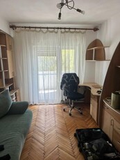 Apartament cu 3 camere de vanzare in Gheorgheni, zona Interservisan