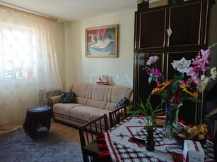 Apartament cu 3 camere decomandat in Manastur.