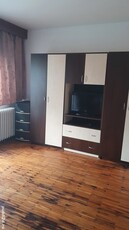 Apartament cu o camera de inchiriat,zona centrala in bloc de apartamente