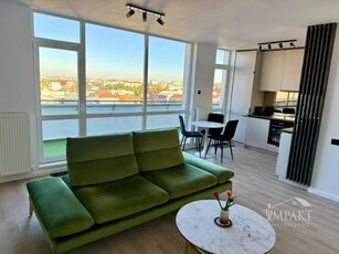 Apartament de inchiriat cu 2 camere, view!