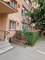 Apartament de vânzare 2 camere la parter