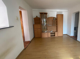 Apartament de vanzare, 3 camere, , mp , Podu Ros, La BulevardDin 2008 sustinem Comunitatea Agentiilor Imobiliare din Iasi