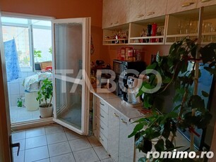 Apartament decomandat 3 camere 68 mp utili balcon Cetate Alba Iulia