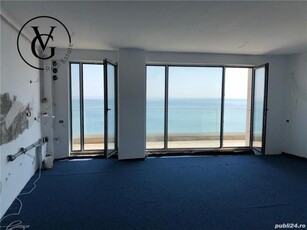 Apartament frontal 2 camere- vedere la mare - prima linie