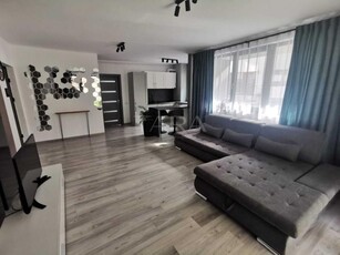 Apartament modern cu 2 camere si gradina proprie Zona VIVO