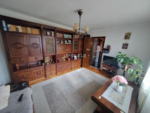 Apartament spatios, 63 m2, zona Piata Hermes!