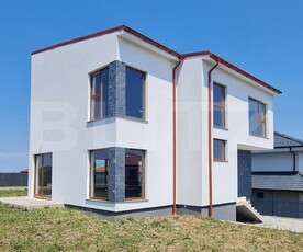 Exclusiv ! Casa individuala 120 mp , teren 464 mp suprafata plana, Dezmir