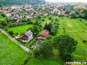 FILM! VIla, pe 1.600 mp teren, gradina, pomi fructiferi, foisor, Statiunea Covasna