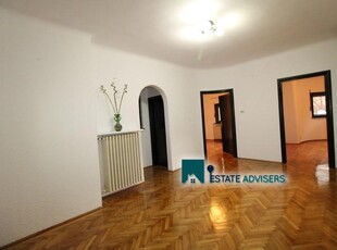 Inchiriere apartament 3 camere, in vila, Icoanei-Romana