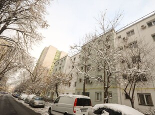 Inchiriere Garsoniera semidecomandat - Unirii , Bucuresti