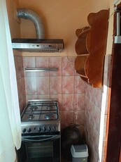 Închiriez apartament.