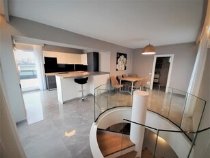 Penthouse lux pe 2 nivele, 3 camere, in Bonjour Residence