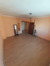 Proprietar, 3 camere, decomandat, 77 mp, et. 2, 68.500 euro