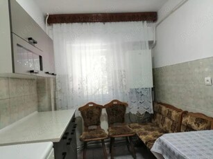 Vand apartament 3 camere Gara