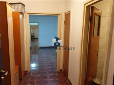 Vanzare Apartament 3 Camere Semidecomandat BerceniAleea Stupilor