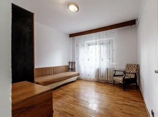 Apartament 2 camere, decomandat aproape de natura si facilitati!