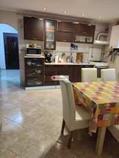 Apartament 2 camere, mobilat, Parter, zona Cetate-Closca