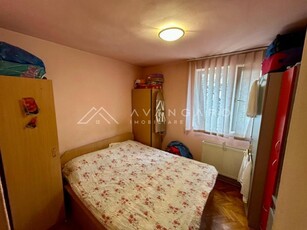 Apartament 3 camere | 42 mp | Etaj intermediar | Zona strazii C. Brancusi