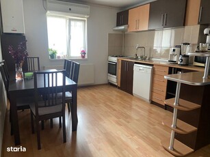 Apartament 3 camere 70 mp mobilat etaj intermediar cartier Brădet