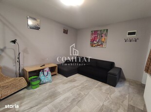 Apartament 2 camere decomandat in Cetate, zona Piata