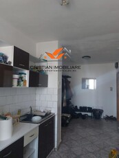 Apartament 4 camere decomandat Cetate, zona Closca, cu 2 bai!