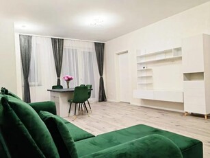 Apartament cu 2 camere, 52 mp, parcare, zona Razoare