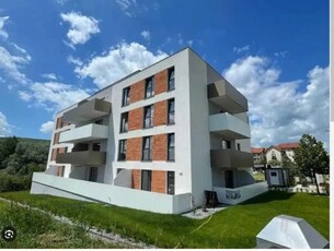 Apartament cu 2 camere, 57 mp, zona Valea Chintaului