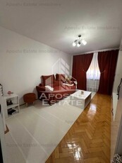 Apartament cu 2 camere, decomandat, etajul 2, zona Sagului