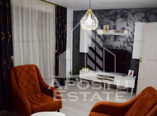 Apartament cu 2 camere, lux, 56mp + curte de 120mp, zona Aradului